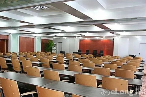 Chengdu Babao Grand Hotel