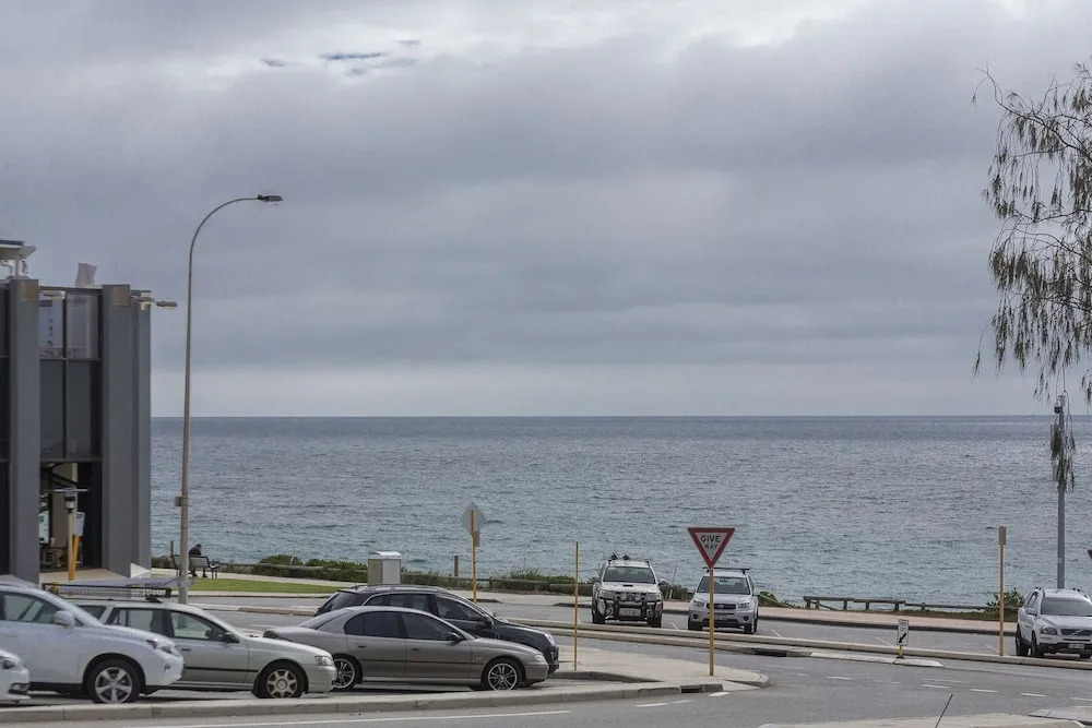 Cottesloe Cove Beach Apartment