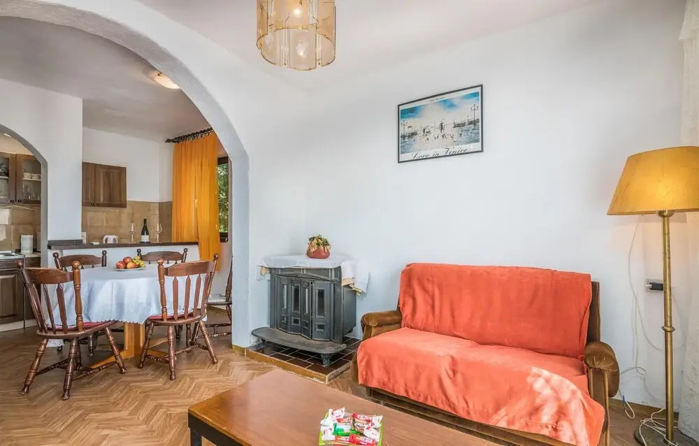 Amazing Apartment in Jurandvor With 2 Bedrooms and Wifi