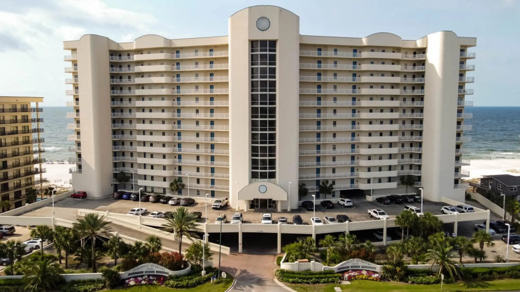 Enormous Corner Unit on White Sands in Orange Beach With Indoor Outdoor Pool