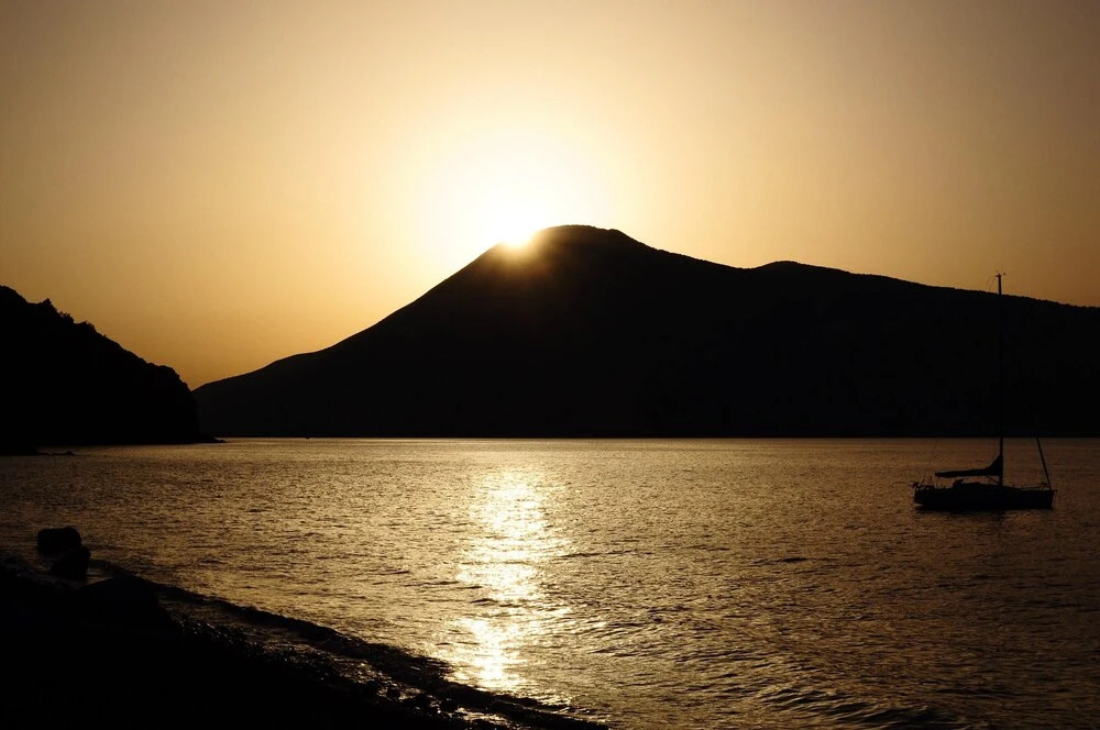 Vulcanello Sea View Apartment