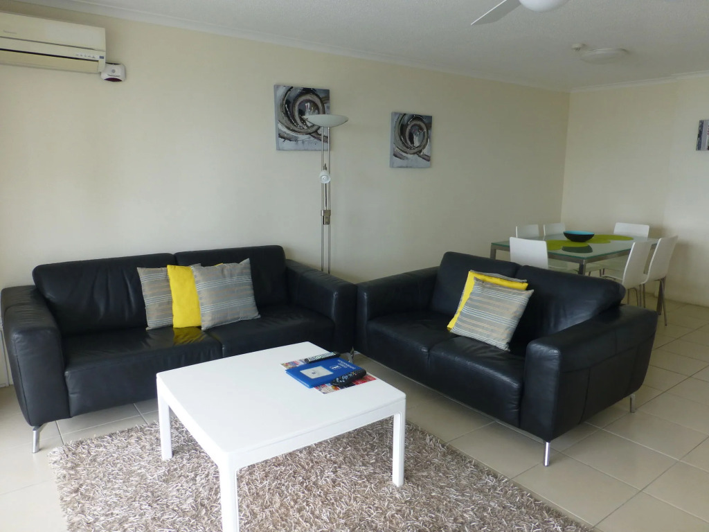 Baronnet Apartments