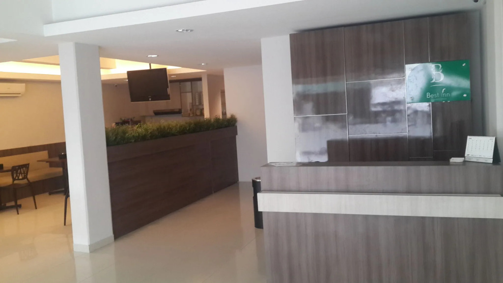 OYO 3811 Best Inn Hotel