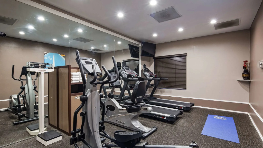 Comfort Inn & Suites North Charleston - Northwoods