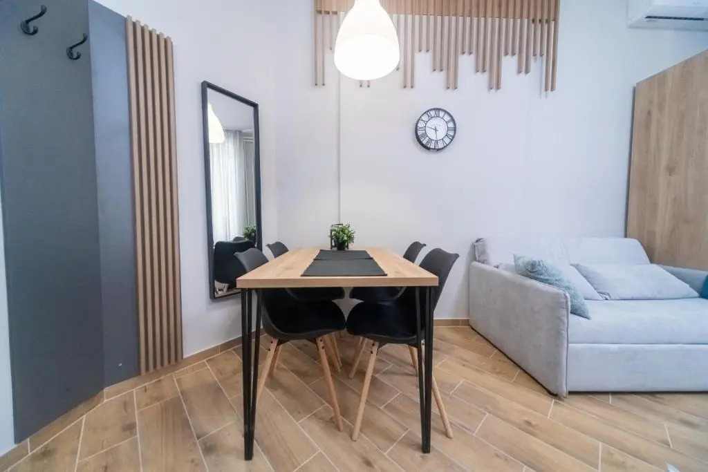 Manoir Apartments City Center