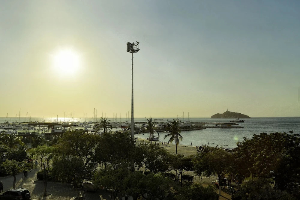 Hotel Sol Inn Santa Marta