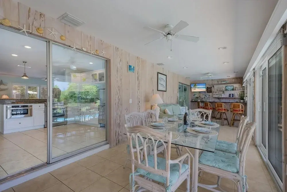 Gladiolus On The Water 3 Bedroom Home by RedAwning