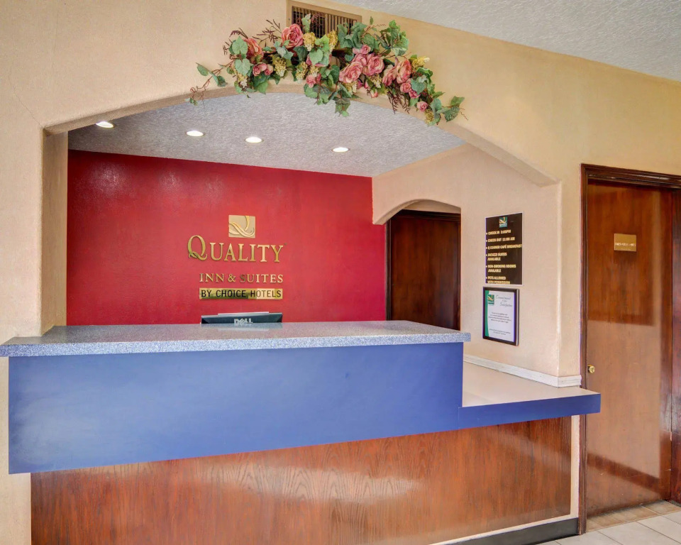 Quality Inn & Suites Canton