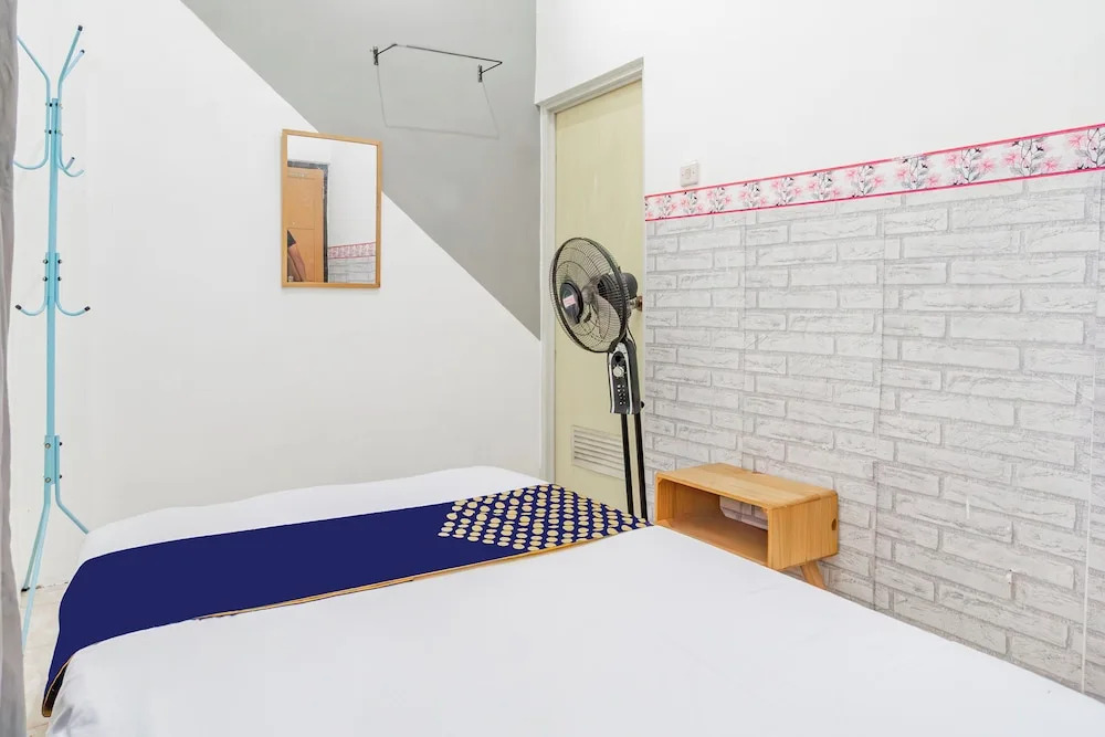 OYO Life 94040 Agung Home Stay