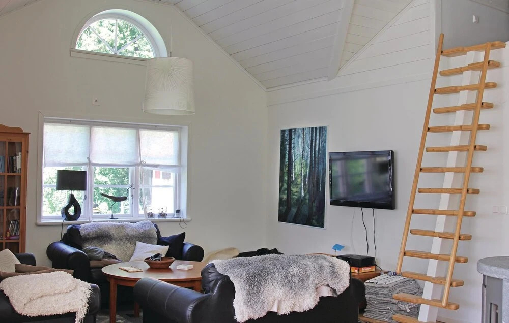 Stunning Home in Löttorp With 4 Bedrooms and Wifi