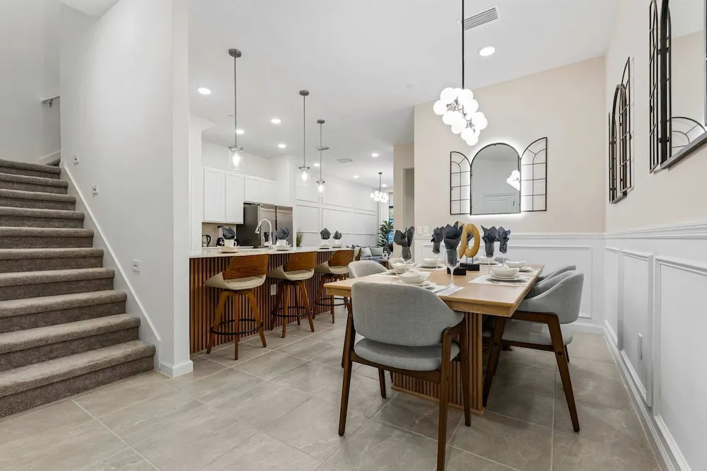 5BR 5BA Paradiso Grande - Walk to Seaworld 10507