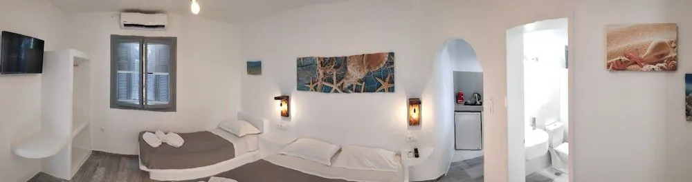 Grey Rooms Naxos