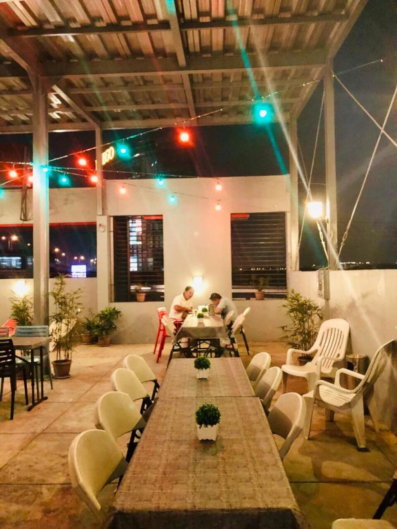 Hometown Hotel Makati - Edsa