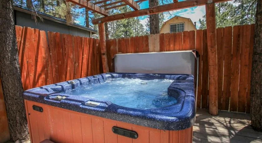 Bear Trap Cabin