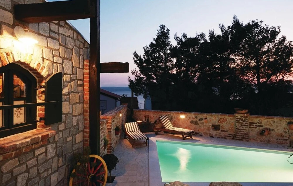 Gorgeous Home In Maslenica