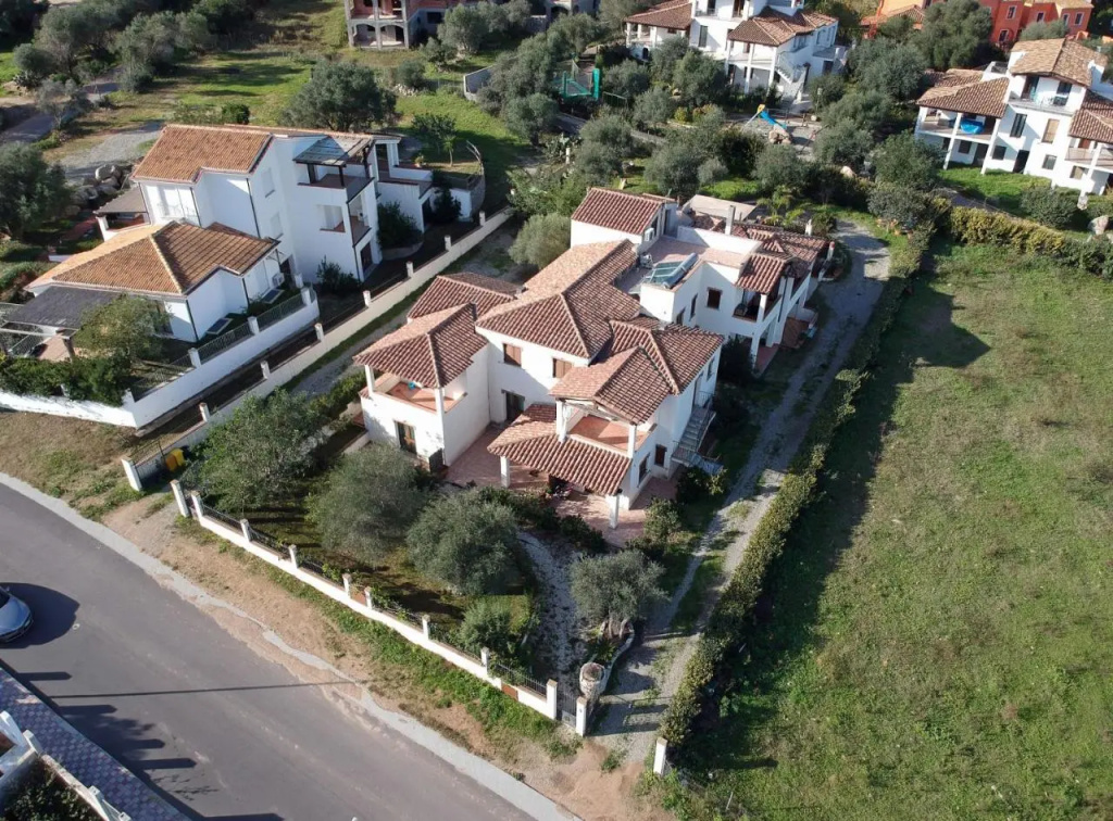 Appartamenti Su Nenneri