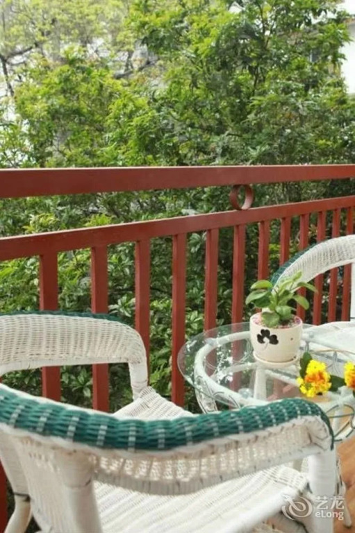 Yangshuo Spring Garden Hotel