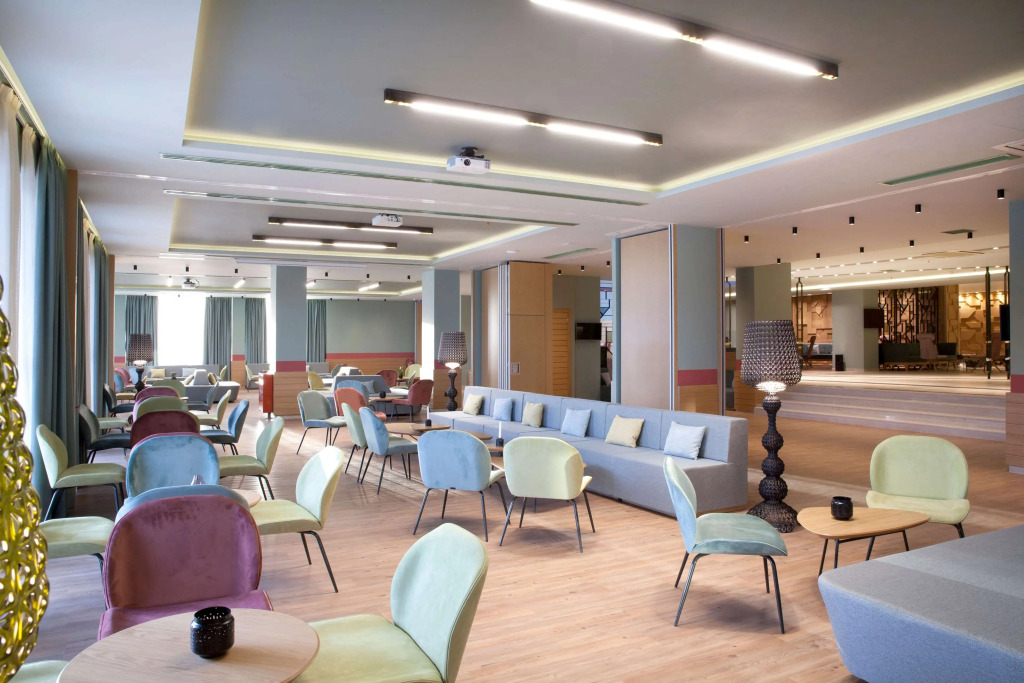 Zeus Dolce by Wyndham Athens