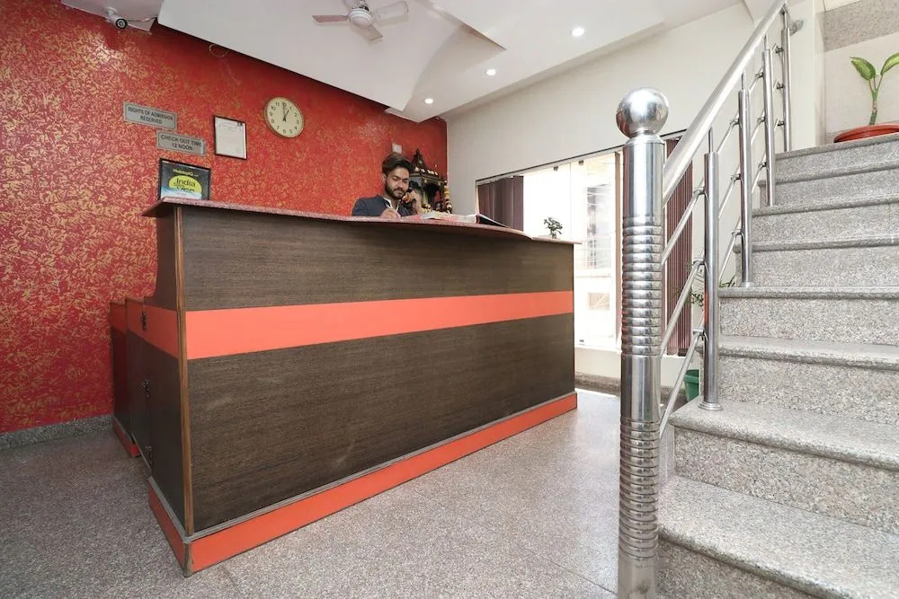 OYO 35663 Mayank Palace