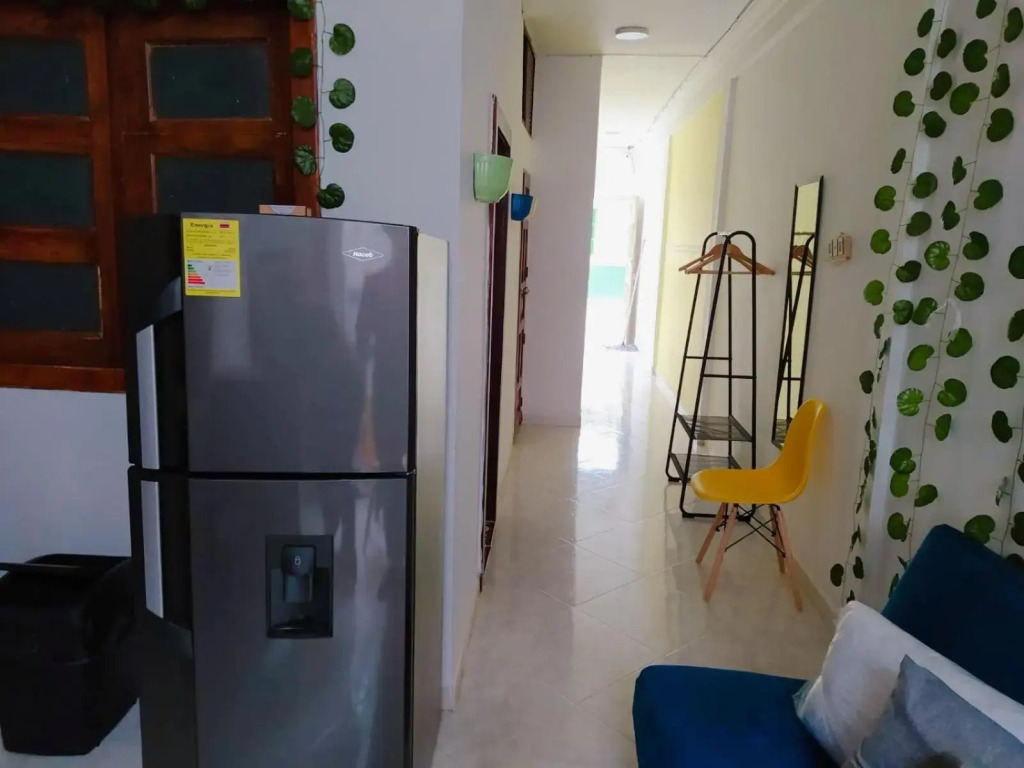 Confortable Habitación en Apartamento Amoblado Jardin