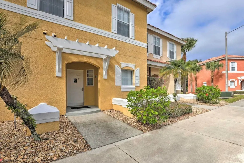 Kissimmee Escape ~ 10 Mi to Disney World!