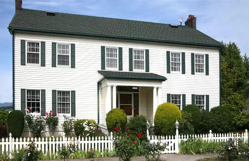 R. R. Thompson House Bed & Breakfast