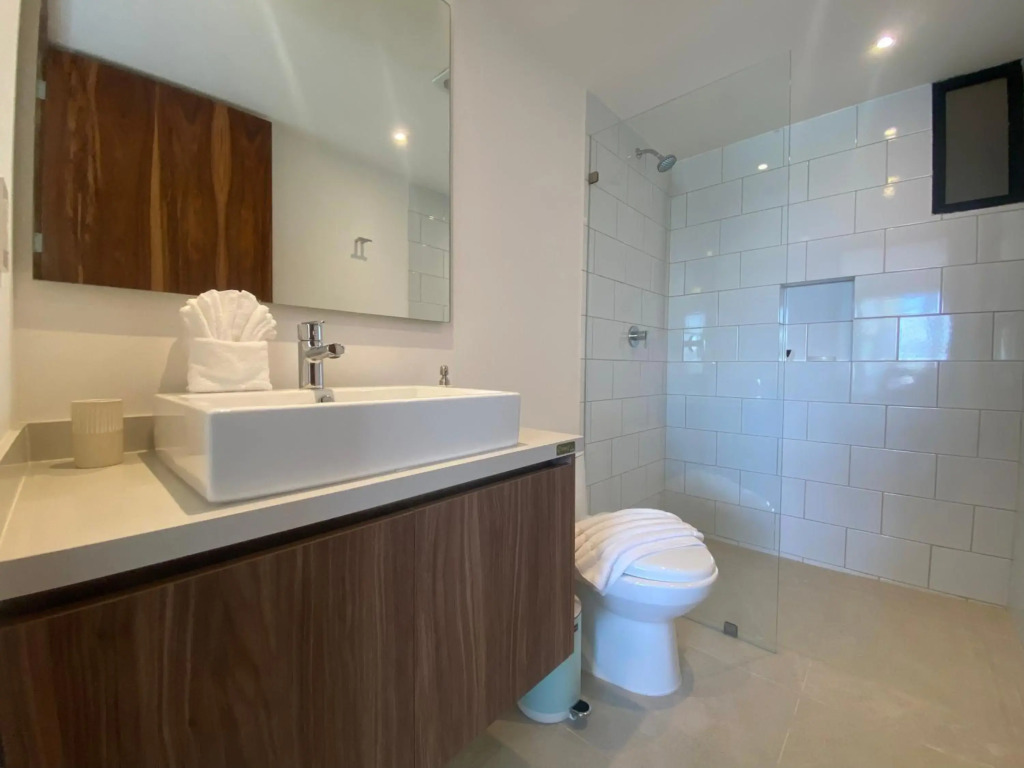 369 LUXURY APARTMENTS, URBAN TOWERS -PARKING FREE - 2 Pools
