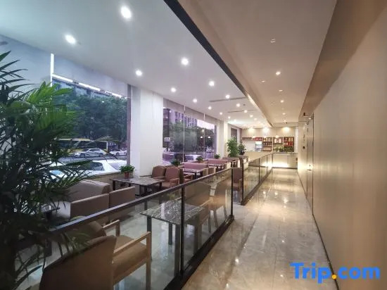 Yinyuan Grand Hotel