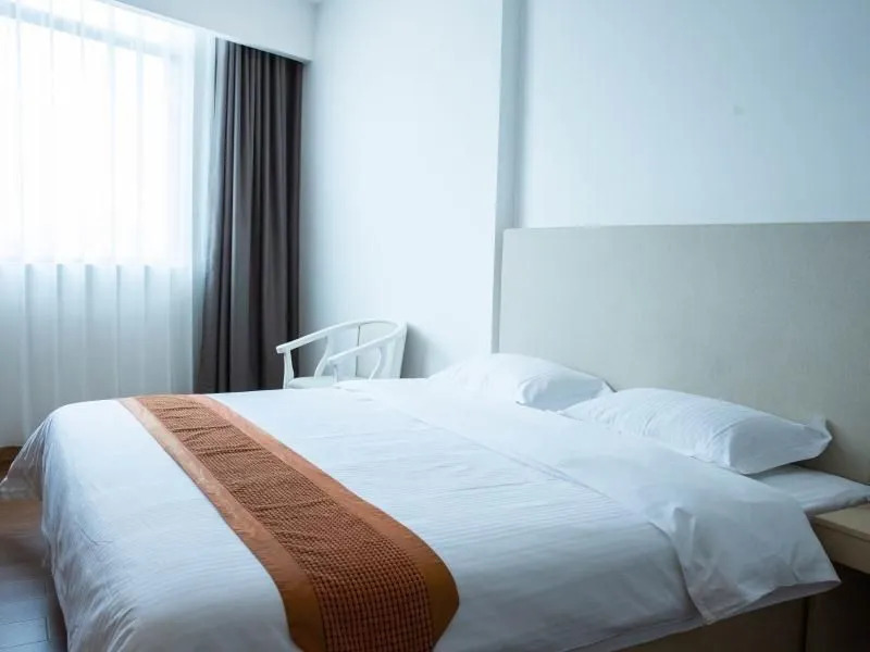 GreenTree Alliance Guangzhou Huadu District Tuanjie Village Airport Hotel