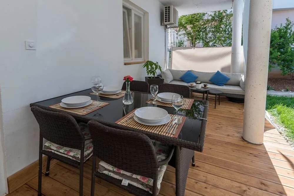 Studio Apartment Roco