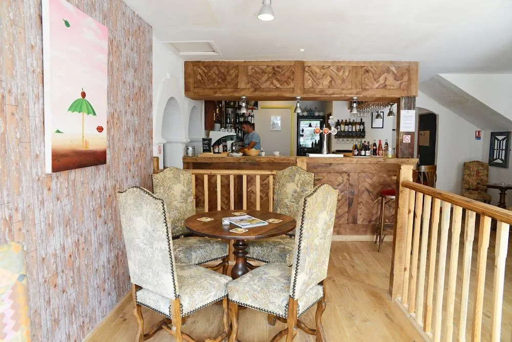Olivier Bar Restaurant et Chambre Dhotes