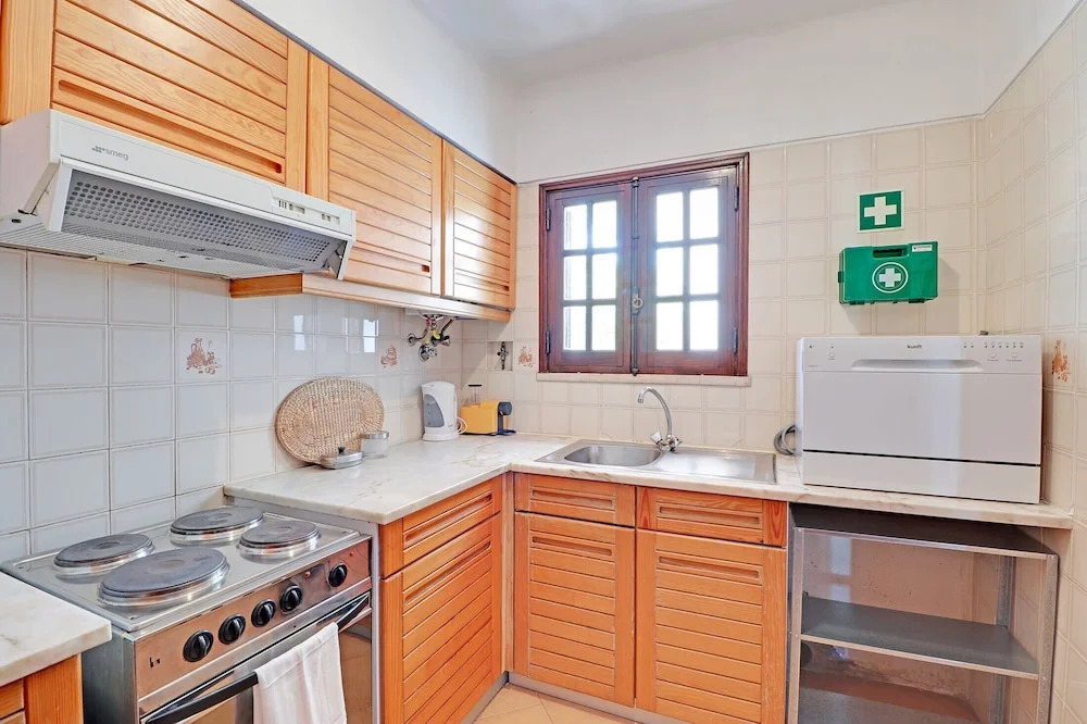 Albufeira Village With Pool By Homing