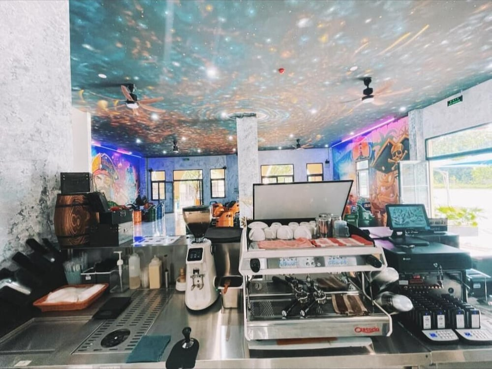 Win House Hotel