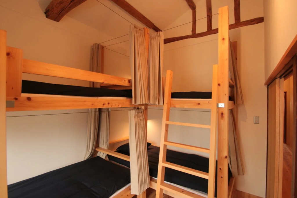 Hostel LnK (LODGING & KIN) - Hostel