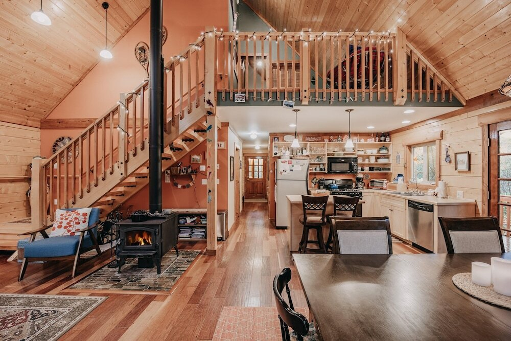 Glacier Springs Cabin #21 - This Family Home Says - Rud 65298