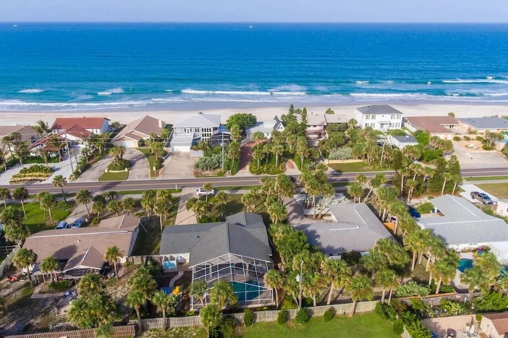Sandcastle Harbor Pool & Firepit Steps to the Beach