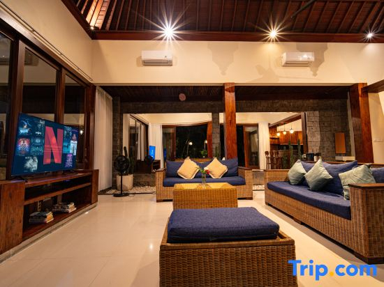 Magnifica Villa Canggu - 3BR Private villa 5 mins to Finns Beach Club