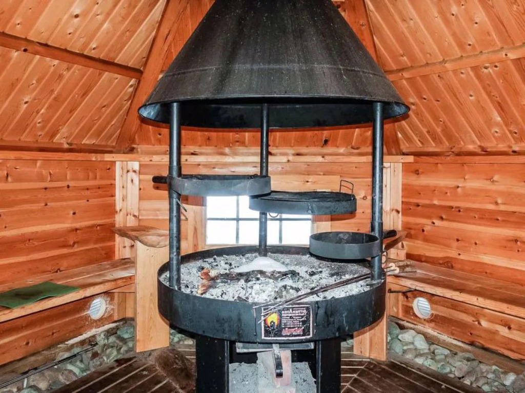 Holiday Home Tikkatupa