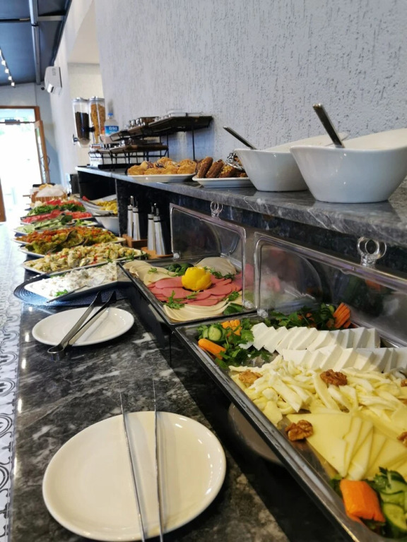 Luxx Garden Hotel
