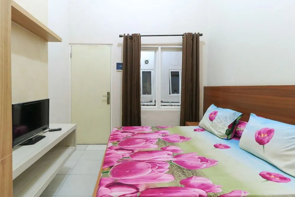 Homestay Babussalam Rungkut Mitra RedDoorz