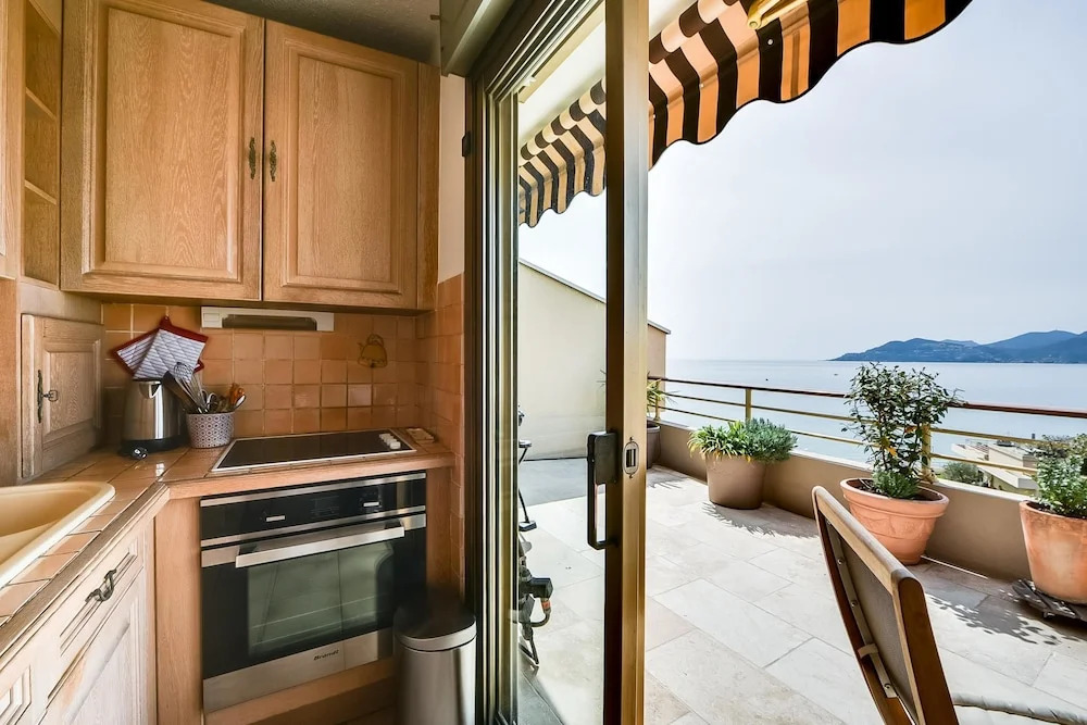 Le Cygne Apartment 1