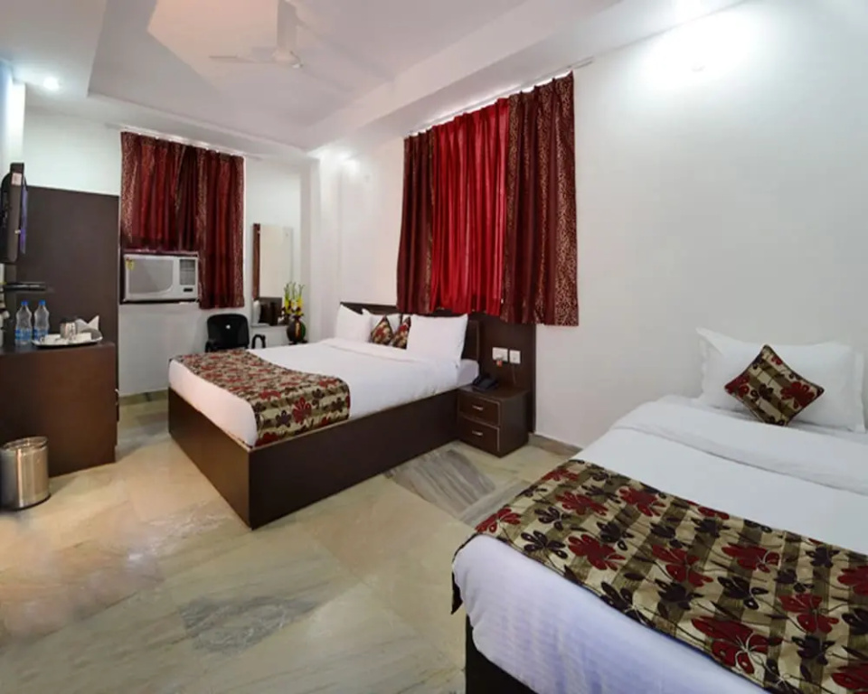 Hotel Taj Galaxy
