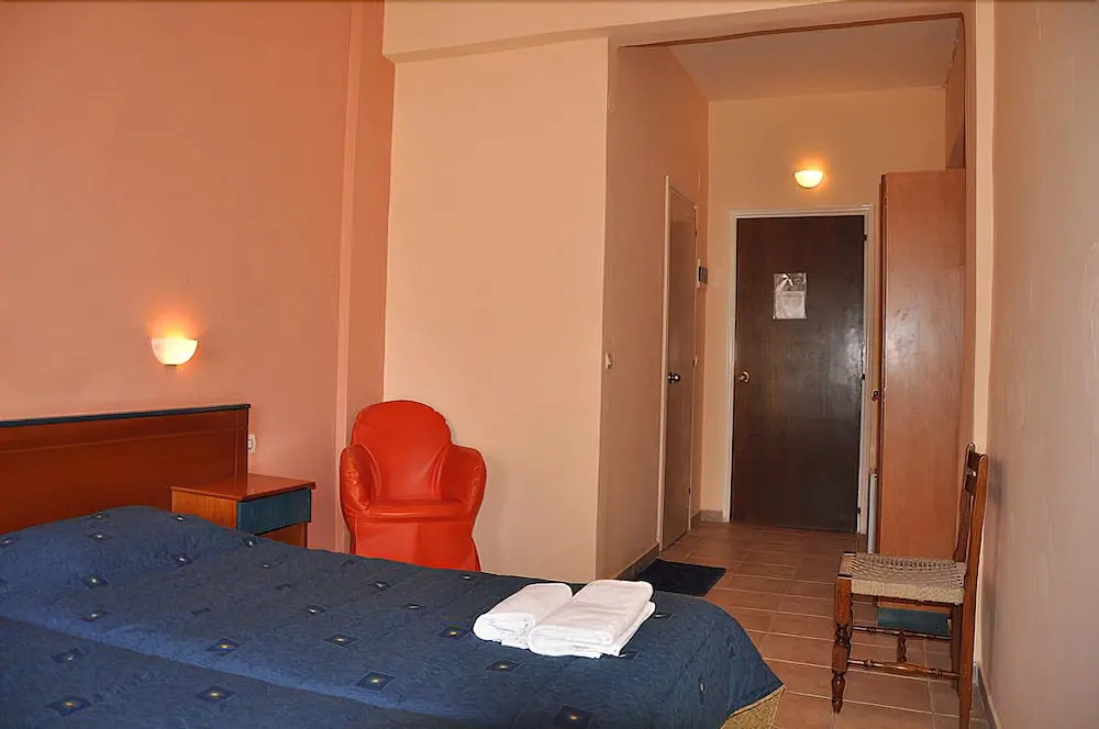 Hotel Pyrros