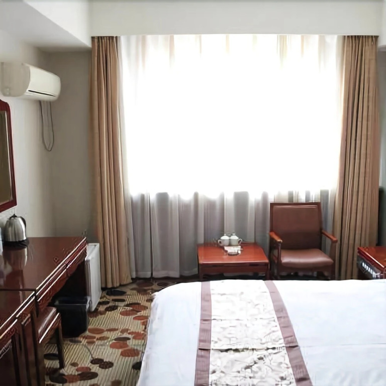 Jin He Hotel