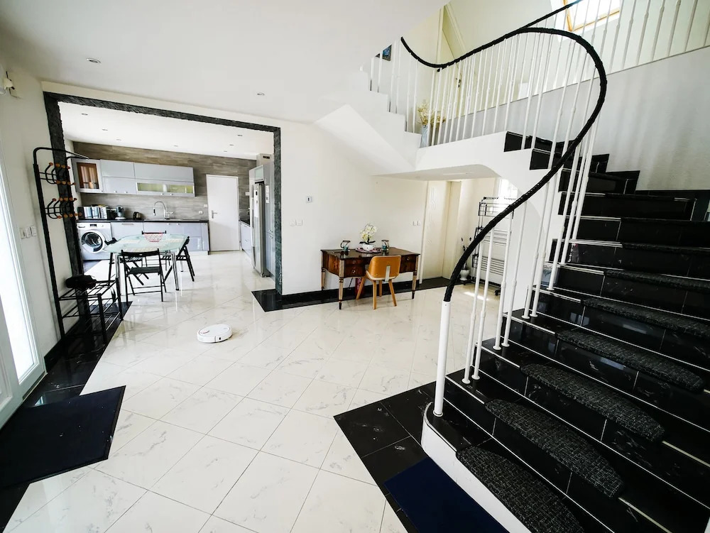 Gites Spa Strasbourg - Villa Lion - SPA Privé, Sauna, Borne darcade, Babyfoot