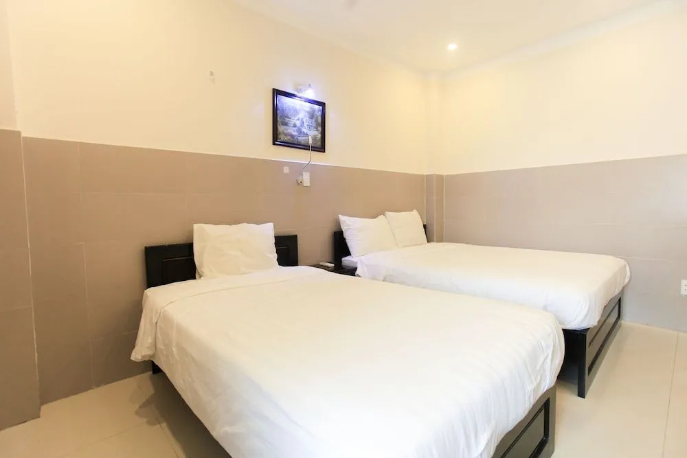 OYO 1072 Dragon Hotel
