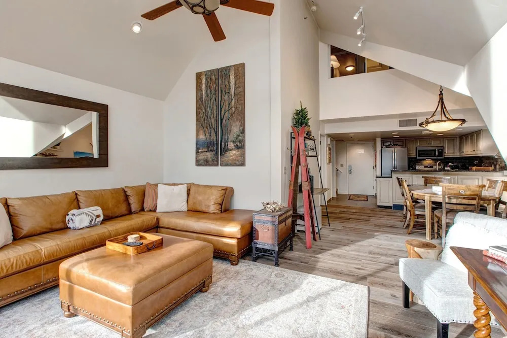 Slope-side 3br At Mt. Ge, Next To Chairlift 3 Bedroom Condo