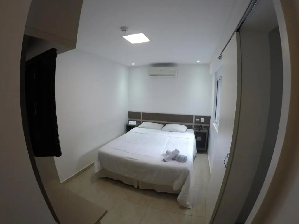 Hollyster Hotel