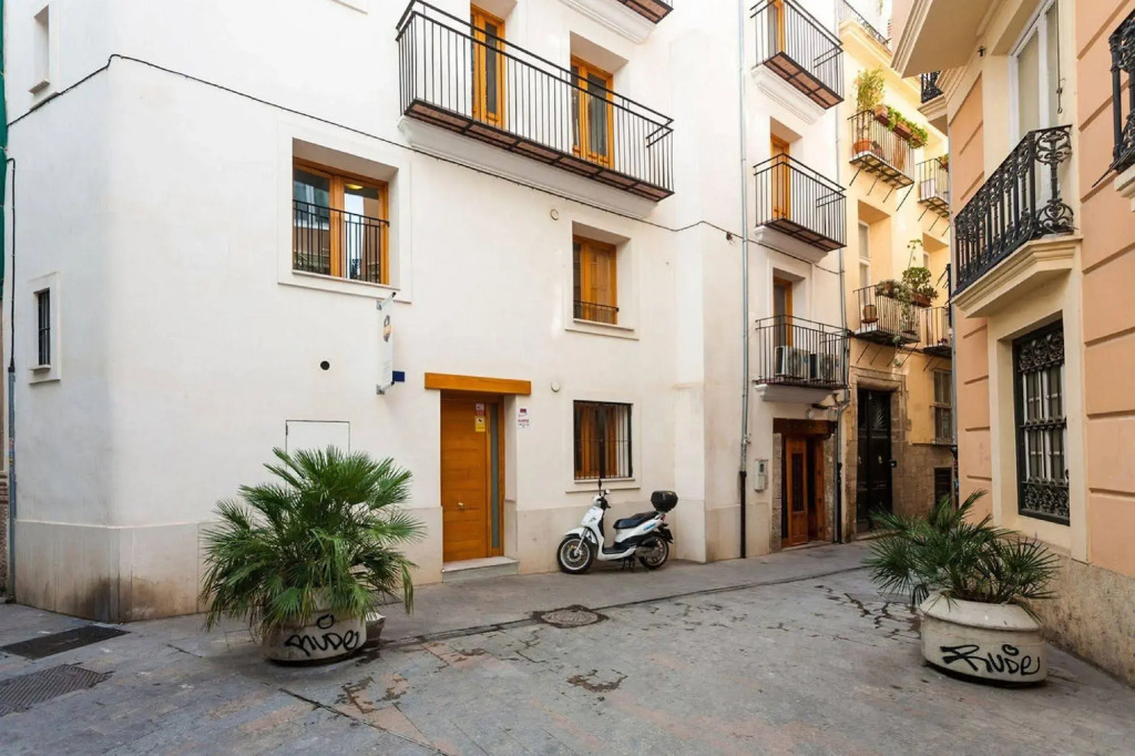 Apartamentos Lonja Sorolla
