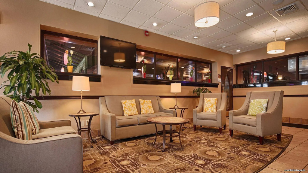 Days Inn & Suites by Wyndham Johnson City